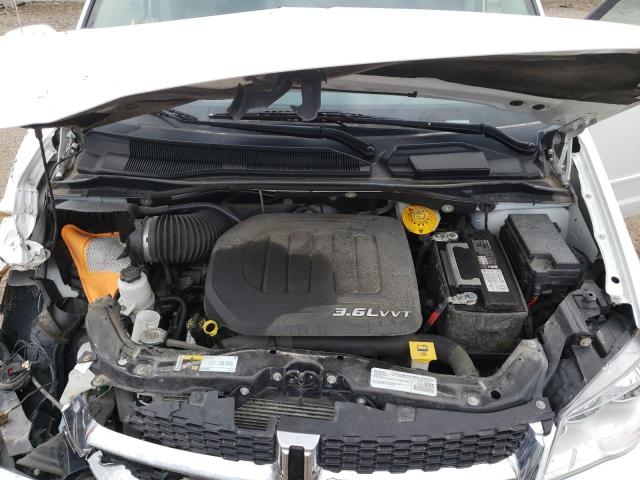 Photo 7 from auction – 2016 DODGE GRAND CARA with VIN 2C4RDGCGXGR171612