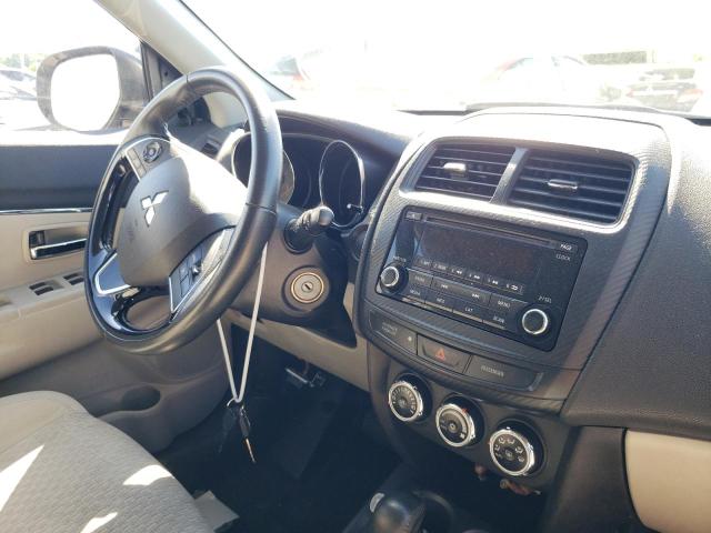 Photo 9 from auction – 2017 MITSUBISHI OUTLANDER with VIN JA4AP3AU0HZ044441