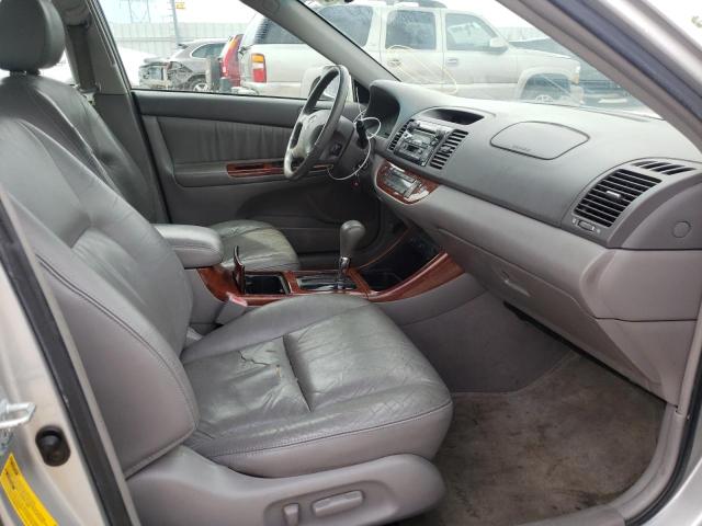 Photo 5 from auction – 2002 TOYOTA CAMRY LE with VIN 4T1BF30K72U520228