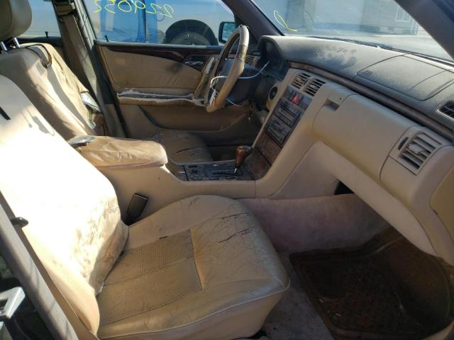 Photo 5 from auction – 1996 MERCEDES-BENZ E 320 with VIN WDBJF55F5TJ023655