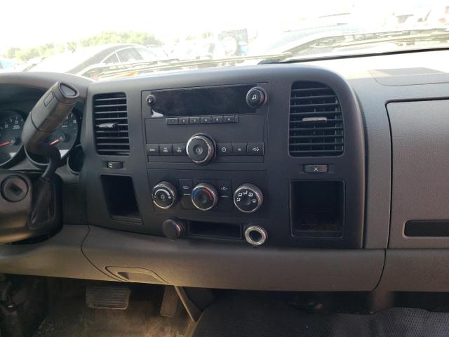 Photo 9 from auction – 2008 CHEVROLET SILVRK1500 with VIN 1GCEC14C28Z128108