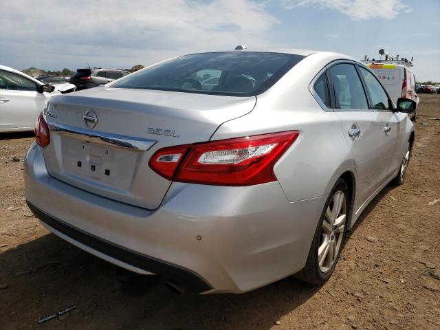Photo 4 from auction – 2017 NISSAN ALTIMA 3.5 with VIN 1N4BL3AP2HC122016