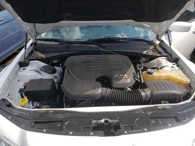 Photo 7 from auction – 2015 CHRYSLER 300 LIMITE with VIN 2C3CCAAG9FH931093