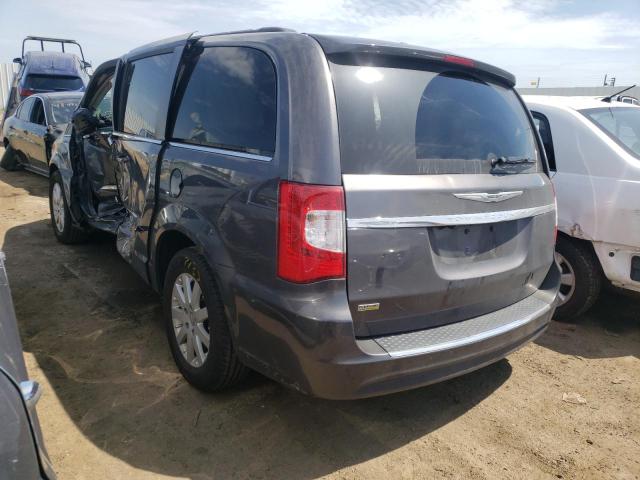 Photo 3 from auction – 2016 CHRYSLER TOWN & COU with VIN 2C4RC1BG1GR297682