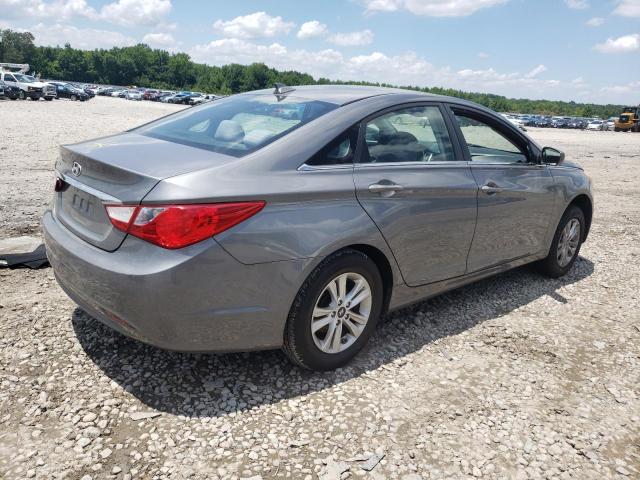 Photo 4 from auction – 2013 HYUNDAI SONATA GLS with VIN 5NPEB4AC2DH748709