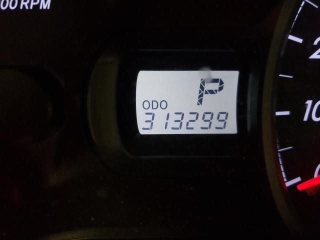 Photo 8 from auction – 2011 TOYOTA SIENNA with VIN 5TDKA3DC7BS001643