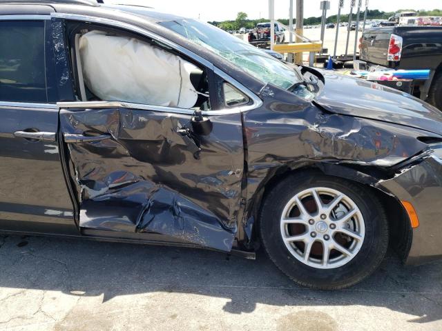 Photo 9 from auction – 2020 CHRYSLER VOYAGER LX with VIN 2C4RC1DG8LR256943