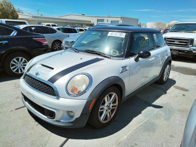 Photo 2 from auction – 2011 MINI COOPER S with VIN WMWSV3C52BTY13485