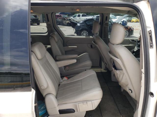 Photo 6 from auction – 2006 CHRYSLER TOWN & COU with VIN 2A8GP54L86R671709