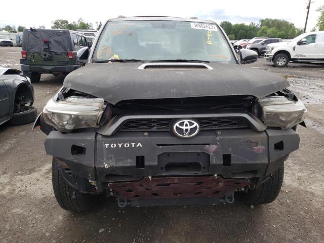 Photo 9 from auction – 2019 TOYOTA 4RUNNER SR with VIN JTEBU5JR7K5667673