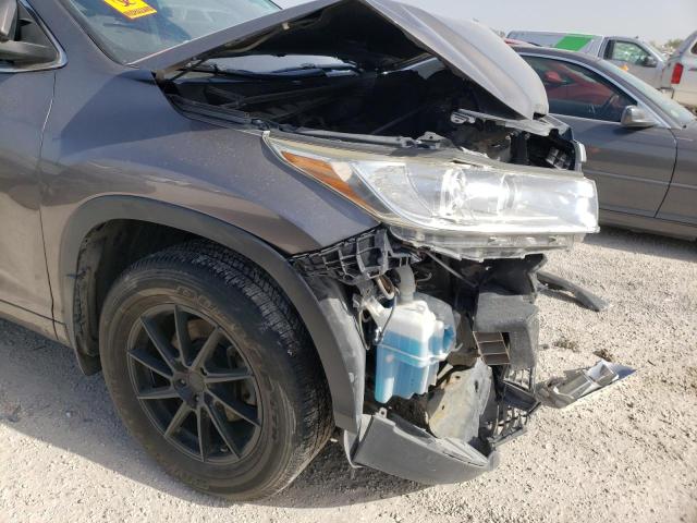 Photo 10 from auction – 2017 TOYOTA HIGHLANDER with VIN 5TDZARFH2HS031376