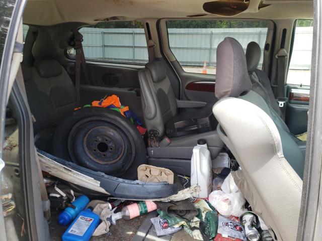 Photo 6 from auction – 2006 CHRYSLER TOWN & COU with VIN 2A4GP64L06R840094