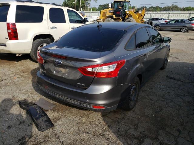 Photo 4 from auction – 2013 FORD FOCUS S with VIN 1FADP3E24DL331232