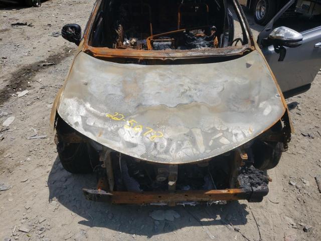 Photo 7 from auction – 2017 TOYOTA RAV4 LIMIT with VIN 2T3DFREV3HW590128