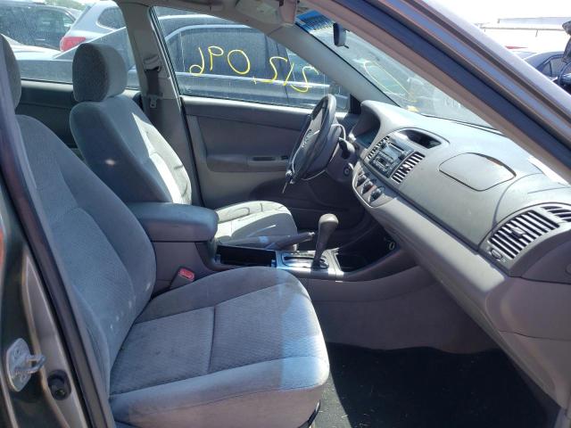Photo 5 from auction – 2004 TOYOTA CAMRY LE with VIN 4T1BF32K84U589705