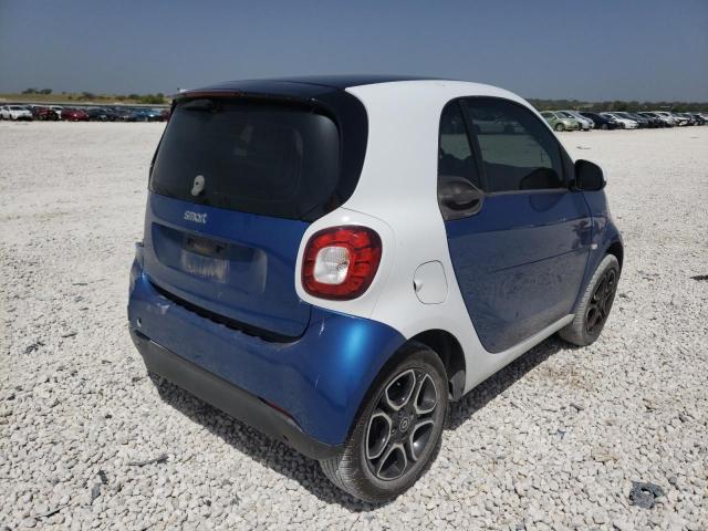 Photo 4 from auction – 2016 SMART FORTWO with VIN WMEFJ5DA9GK052007