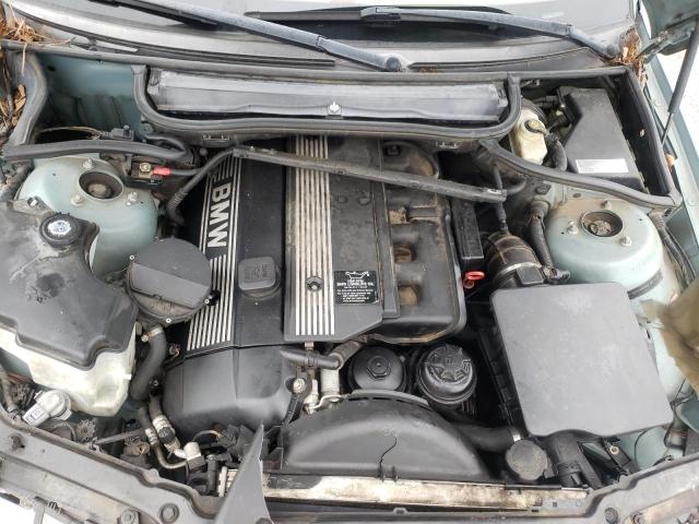 Photo 7 from auction – 2003 BMW 330 I with VIN WBAEV53473KM28432