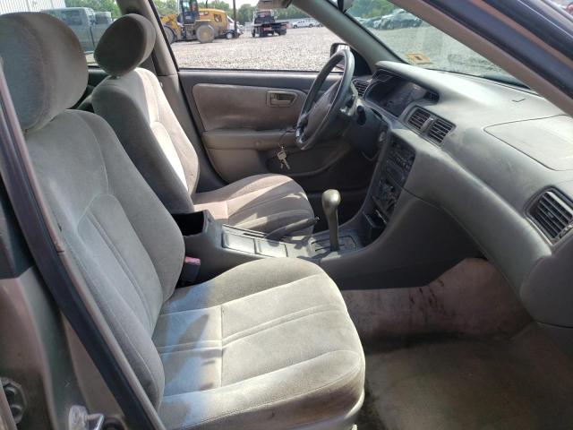 Photo 5 from auction – 1998 TOYOTA CAMRY CE with VIN 4T1BG22K3WU339220