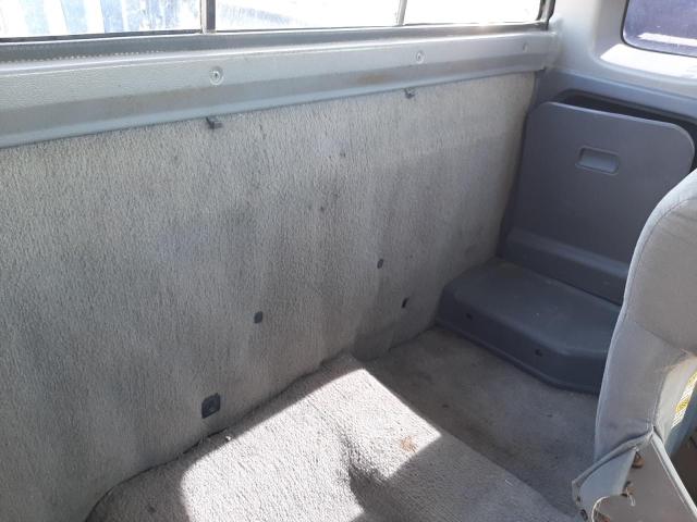 Photo 6 from auction – 2000 NISSAN FRONTIER K with VIN 1N6DD26S8YC313038