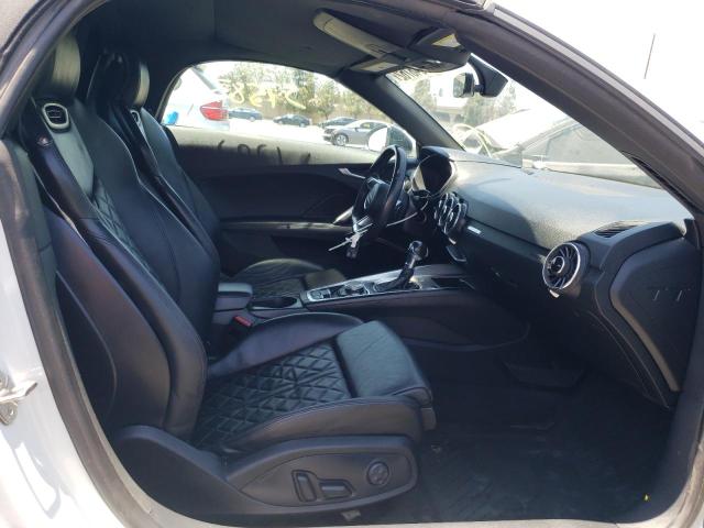 Photo 5 from auction – 2017 AUDI TT with VIN TRUT5CFV8H1001881