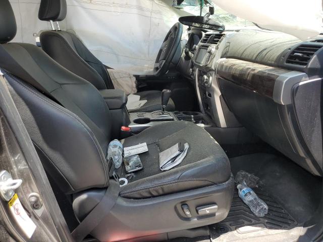 Photo 5 from auction – 2017 TOYOTA 4RUNNER SR with VIN JTEZU5JR5H5150640