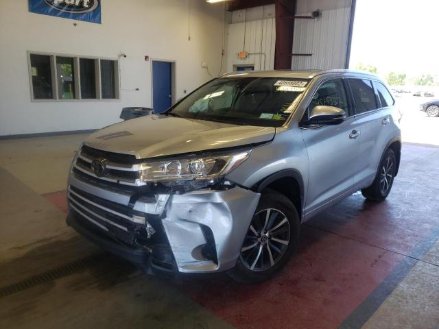 Photo 2 from auction – 2018 TOYOTA HIGHLANDER with VIN 5TDJZRFH7JS530959