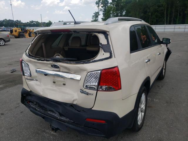 Photo 4 from auction – 2011 KIA SORENTO EX with VIN 5XYKU4A12BG038452