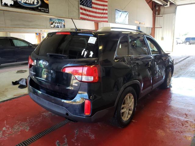 Photo 4 from auction – 2015 KIA SORENTO LX with VIN 5XYKT4A62FG607692