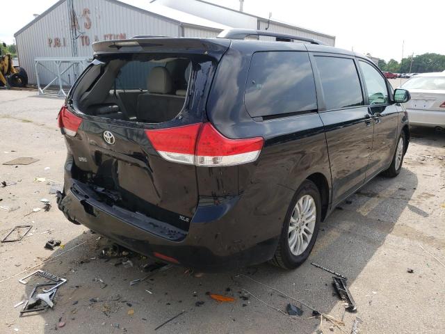 Photo 4 from auction – 2012 TOYOTA SIENNA XLE with VIN 5TDYK3DC1CS238055