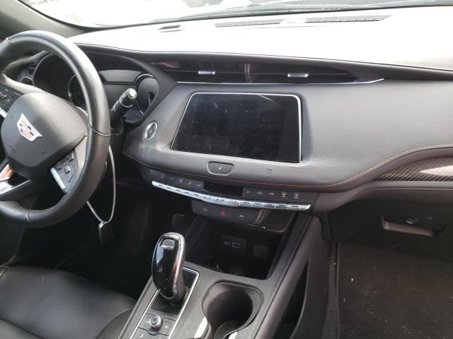 Photo 9 from auction – 2021 CADILLAC XT4 SPORT with VIN 1GYFZER45MF041255