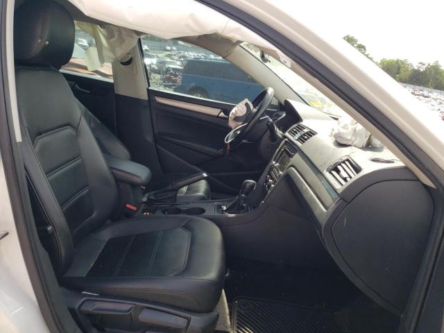 Photo 5 from auction – 2015 VOLKSWAGEN PASSAT S with VIN 1VWAS7A39FC101039