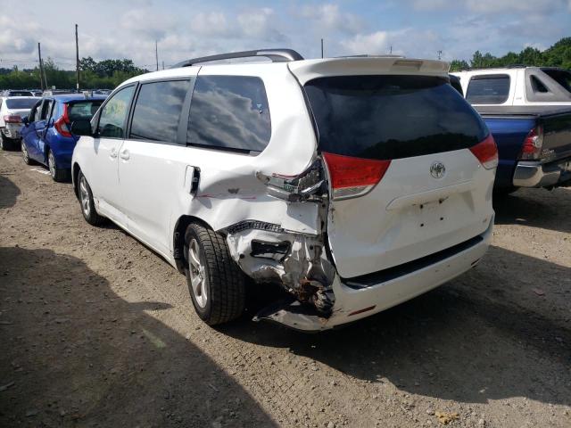 Photo 3 from auction – 2013 TOYOTA SIENNA LE with VIN 5TDKK3DC8DS296493