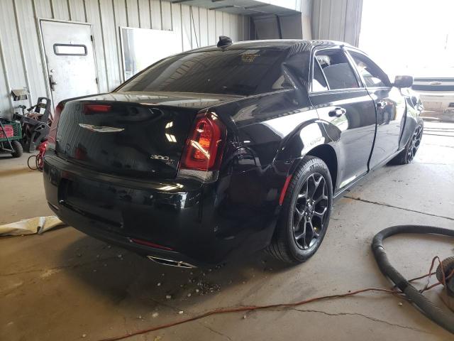 Photo 4 from auction – 2019 CHRYSLER 300 S with VIN 2C3CCAGG8KH586317