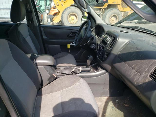 Photo 5 from auction – 2005 FORD ESCAPE XLS with VIN 1FMCU92Z95KA77345