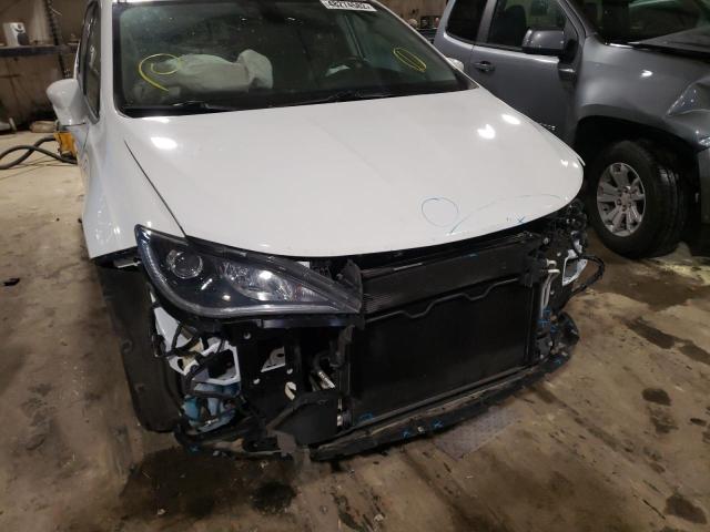 Photo 9 from auction – 2017 CHRYSLER PACIFICA T with VIN 2C4RC1EGXHR782397