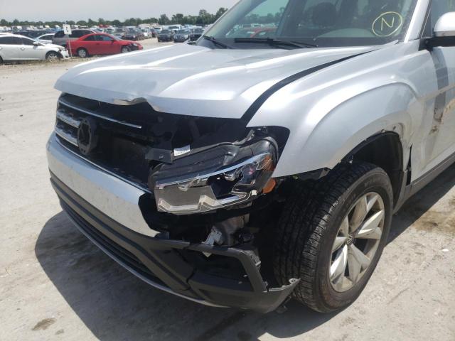 Photo 9 from auction – 2018 VOLKSWAGEN ATLAS S with VIN 1V2AP2CA3JC527187