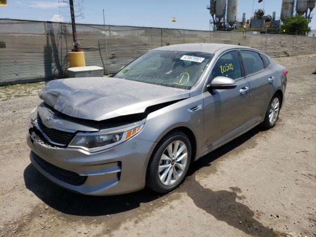 Photo 2 from auction – 2017 KIA OPTIMA LX with VIN 5XXGT4L36HG128370