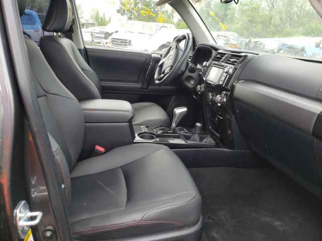 Photo 5 from auction – 2019 TOYOTA 4RUNNER SR with VIN JTEBU5JR7K5667673