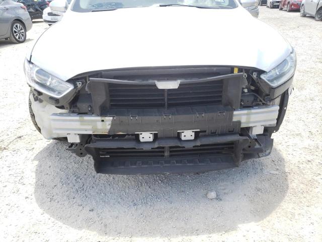 Photo 9 from auction – 2016 FORD FUSION SE with VIN 3FA6P0HD0GR354369