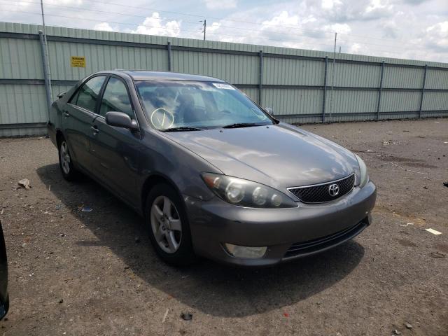 TOYOTA CAMRY LE 2005 with VIN 4T1BE32K75U989503 - Photo from auction