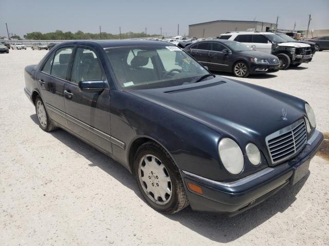 MERCEDES-BENZ E 320 1997 with VIN WDBJF55F7VA371184 - Photo from auction