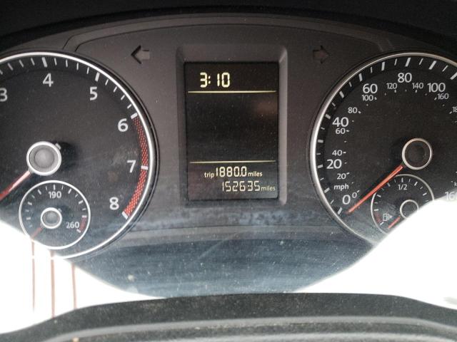 Photo 8 from auction – 2015 VOLKSWAGEN PASSAT S with VIN 1VWAT7A31FC101744
