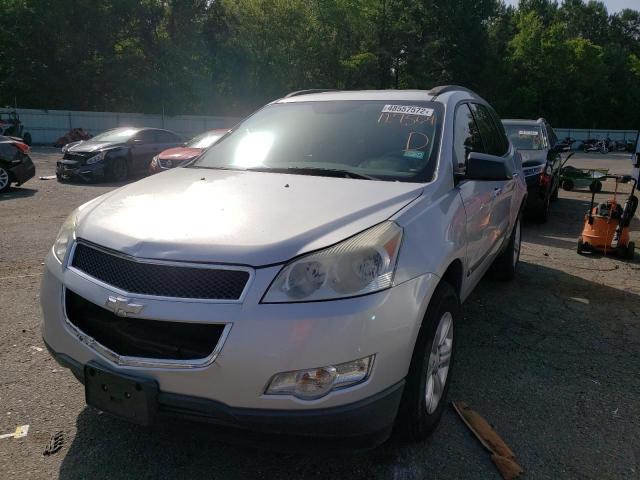 Photo 2 from auction – 2010 CHEVROLET TRAVERSE L with VIN 1GNLREED8AS127569
