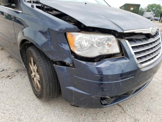 Photo 9 from auction – 2008 CHRYSLER TOWN & COU with VIN 2A8HR54PX8R757964