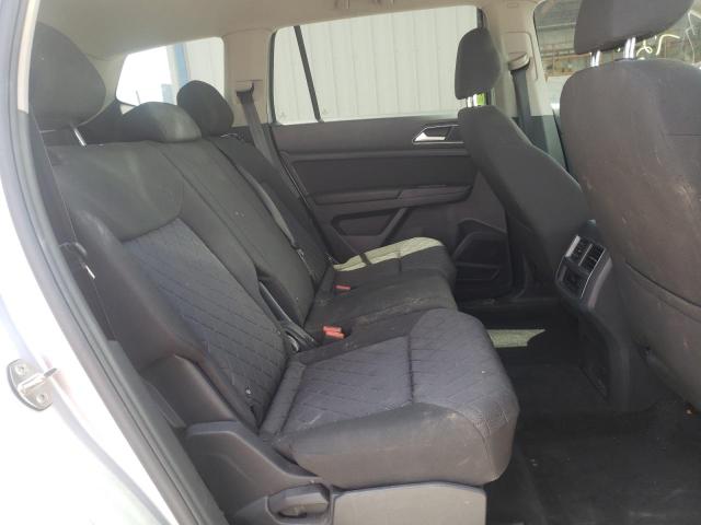 Photo 6 from auction – 2018 VOLKSWAGEN ATLAS S with VIN 1V2AP2CA3JC527187