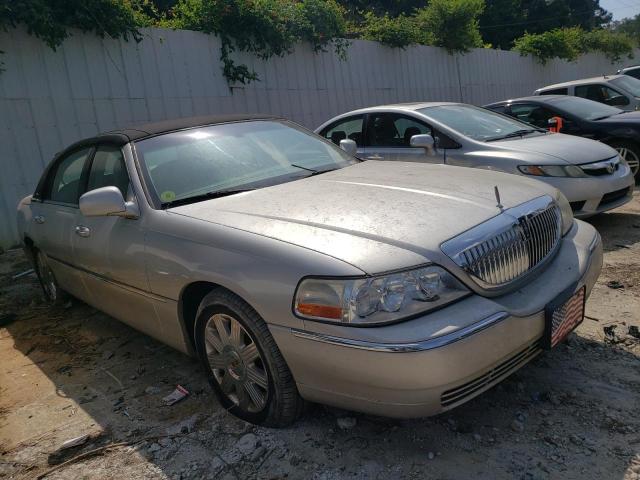 LINCOLN TOWN CAR E 2004 with VIN 1LNHM81W84Y602379 - Photo from auction