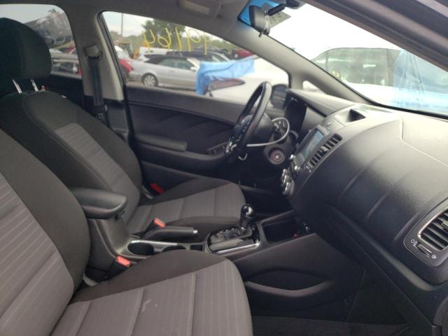 Photo 5 from auction – 2017 KIA FORTE LX with VIN 3KPFL4A79HE011635