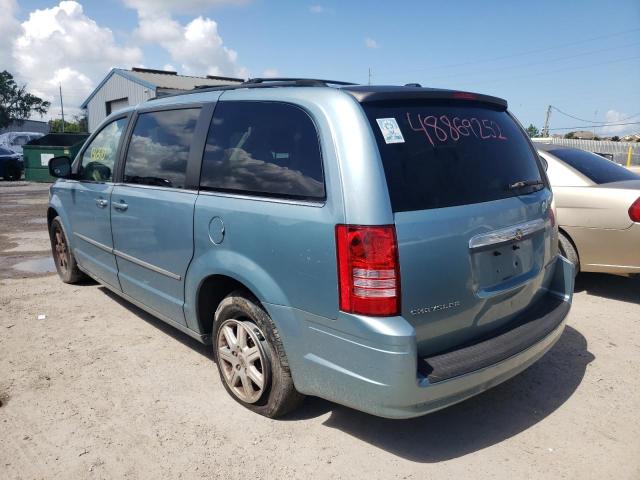 Photo 3 from auction – 2010 CHRYSLER TOWN & COU with VIN 2A4RR5D10AR109783