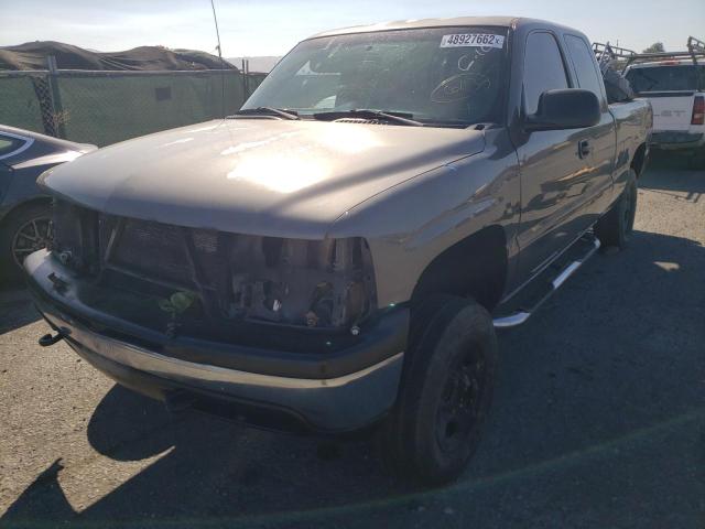 Photo 2 from auction – 2000 CHEVROLET SILVERADO with VIN 2GCEC19T6Y1382454