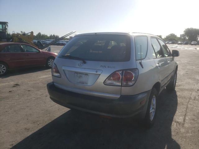 Photo 4 from auction – 2002 LEXUS RX 300 with VIN JTJGF10U620139345